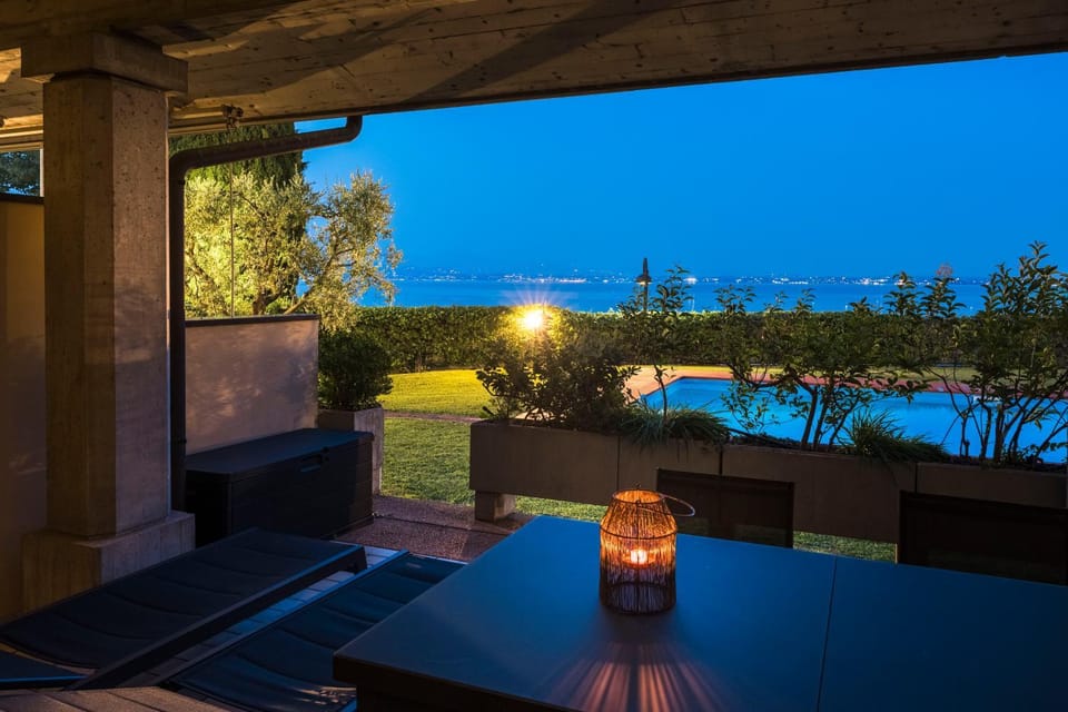 Balcony/Terrace, Lake view, Lake view