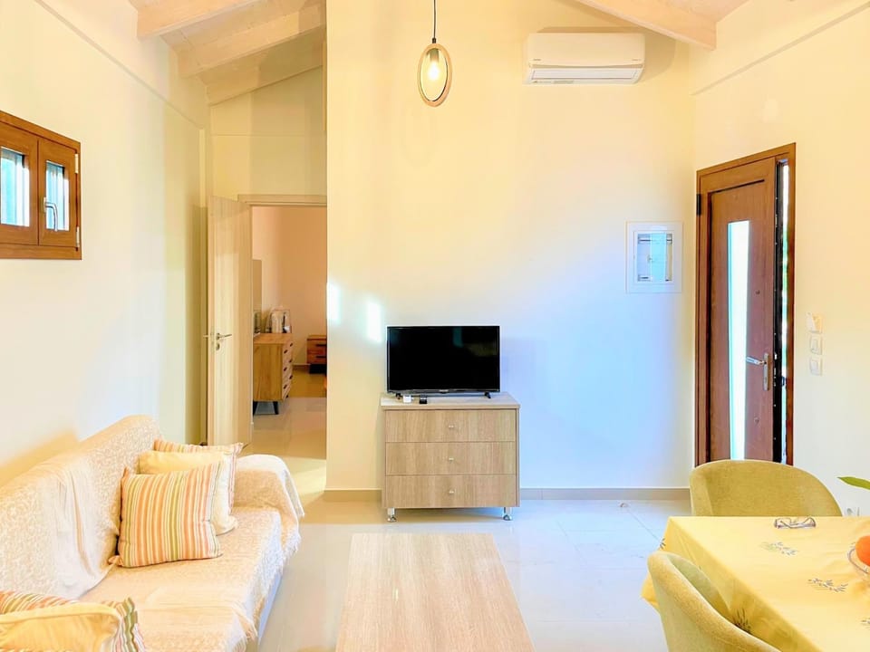 Living room, Seating area, air conditioner
