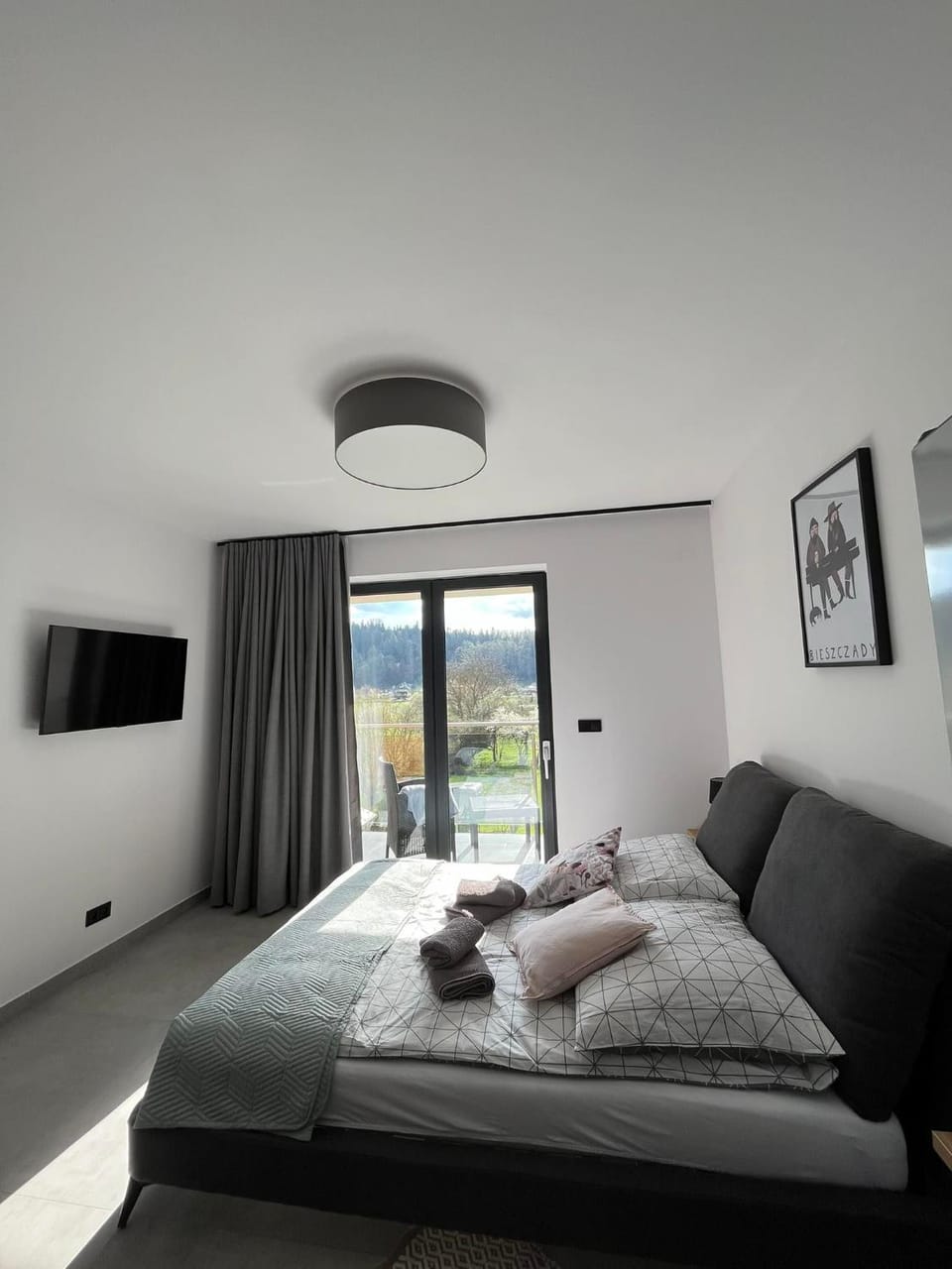TV and multimedia, Bedroom