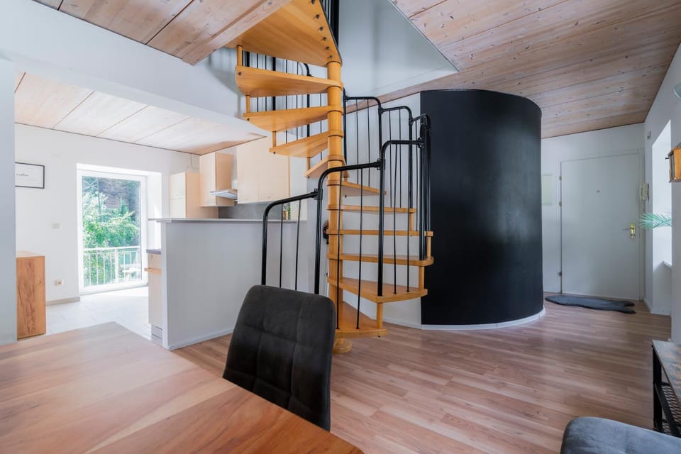 Kitchen or kitchenette, Living room, Seating area
