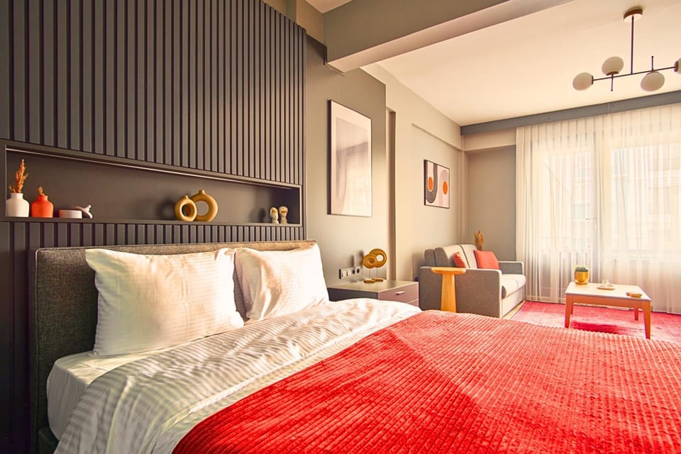 Bed, Decorative detail, Seating area