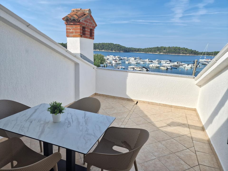 Apartmani Devcic Apartment in Lika-Senj County