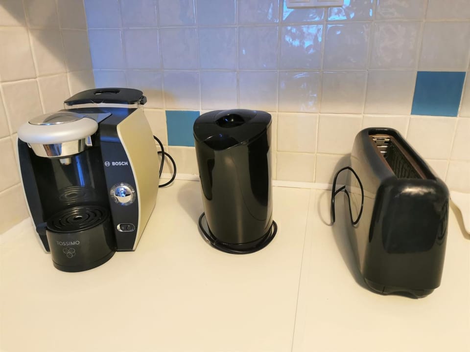 Coffee/tea facilities