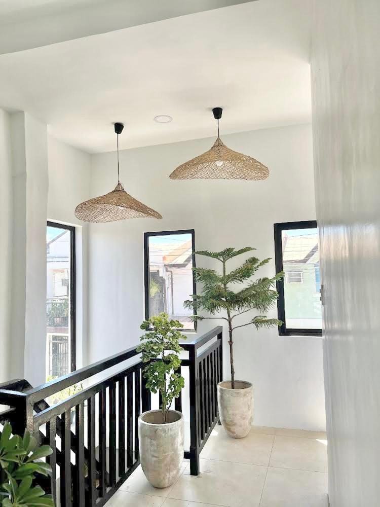 NEW Modern Suite near Airport & Beach Apartment in Lapu-Lapu City