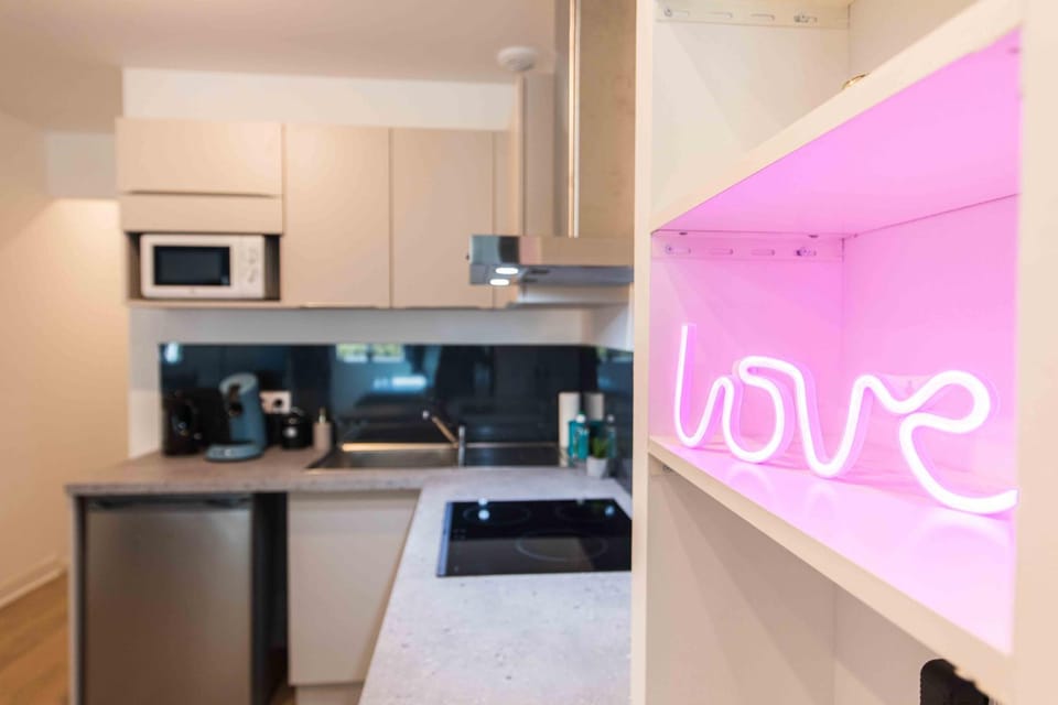 * Spa & Détente # Suite Privée # Tours # Netflix * Apartment in Tours
