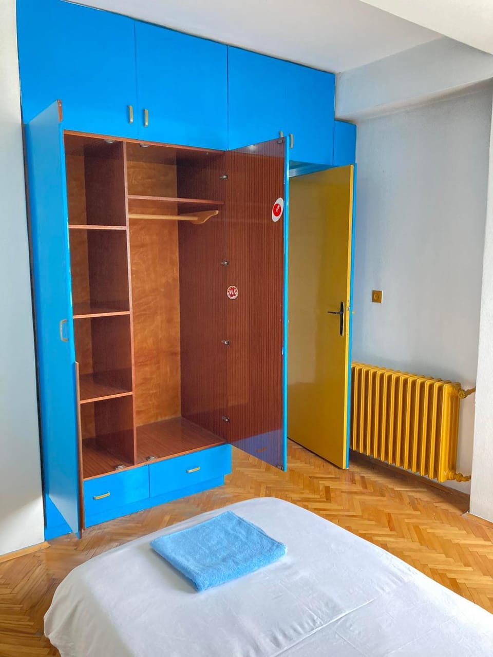 Bedroom, wardrobe