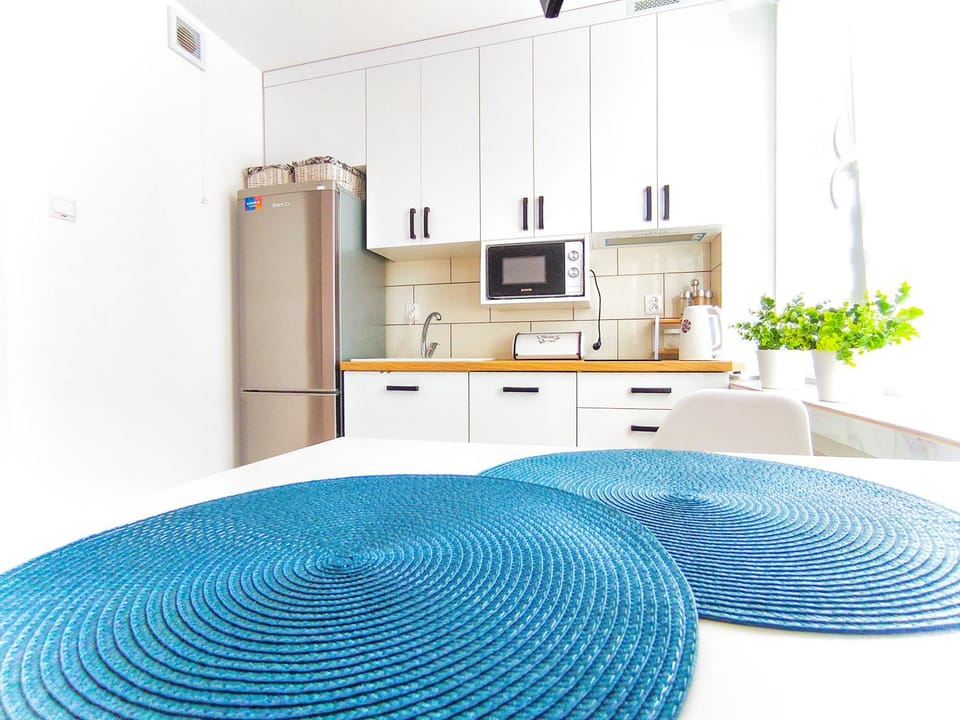 Dining area, dishwasher, minibar