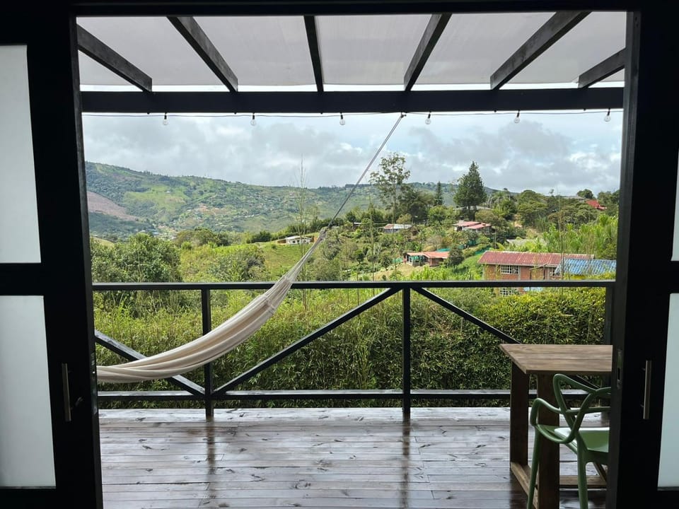 Balcony/Terrace, Mountain view