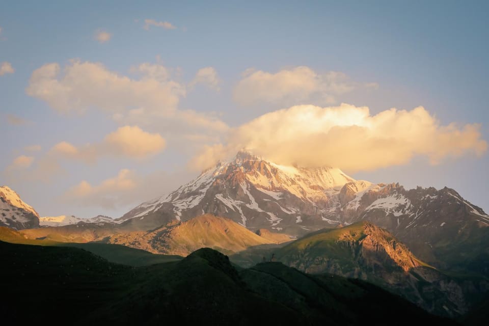 Nearby landmark, Day, Natural landscape, Mountain view