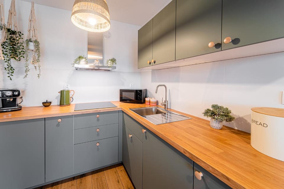 Green Boho Sienkiewicza Apartment in West Pomeranian Voivodeship, Poland