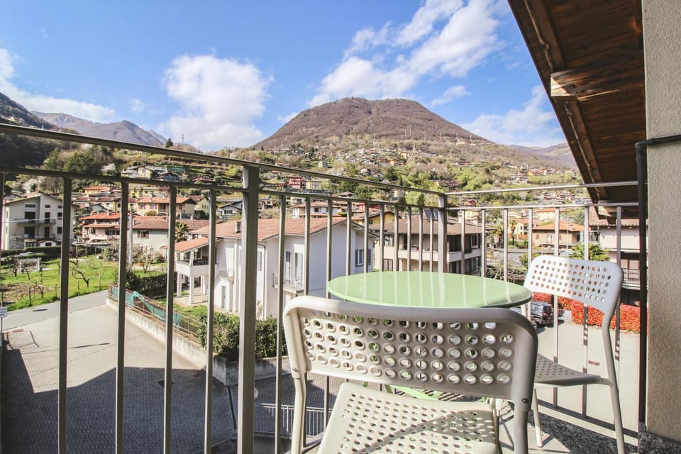Property building, Day, Natural landscape, View (from property/room), Balcony/Terrace, Mountain view