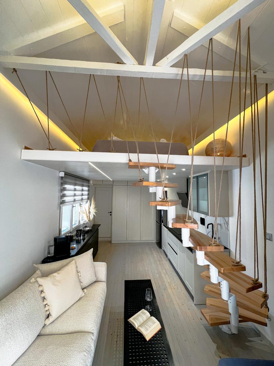 Pearl House Apartment in Islands