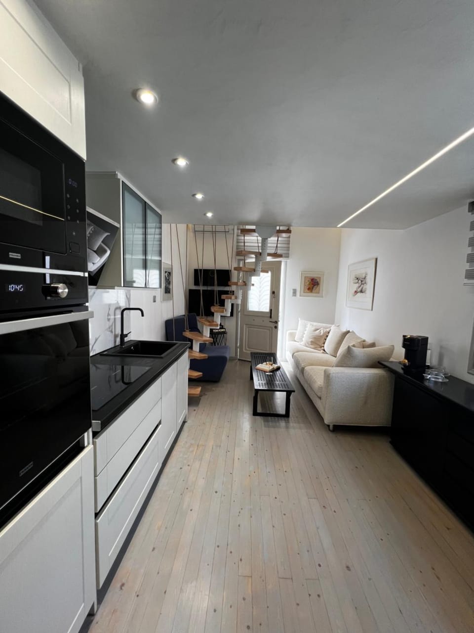 Pearl House Apartment in Islands