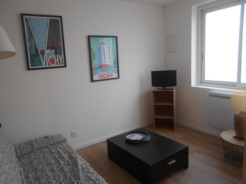 maison bleue Apartment in Auvergne-Rhône-Alpes