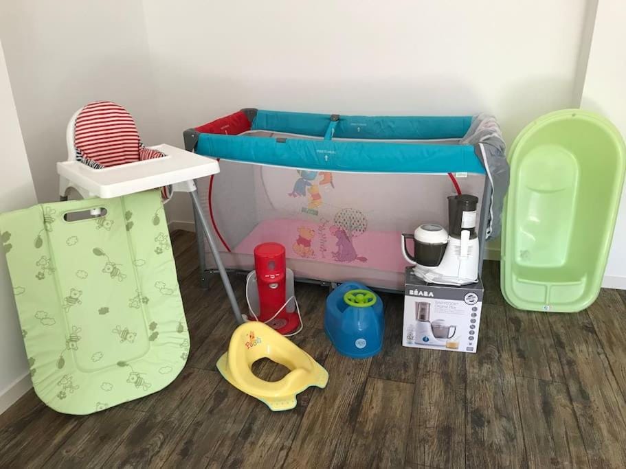 cot