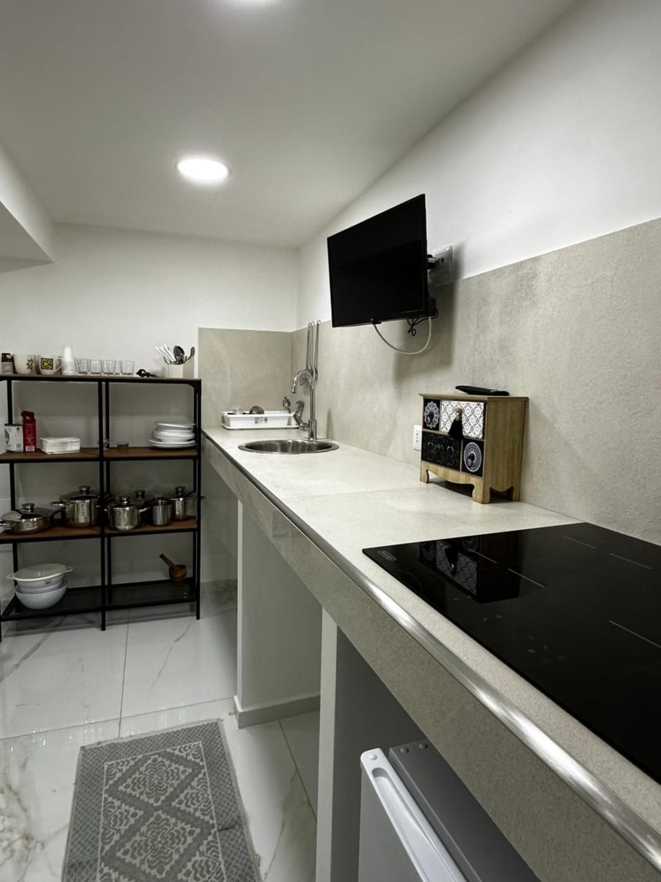 TV and multimedia, Kitchen or kitchenette, stove