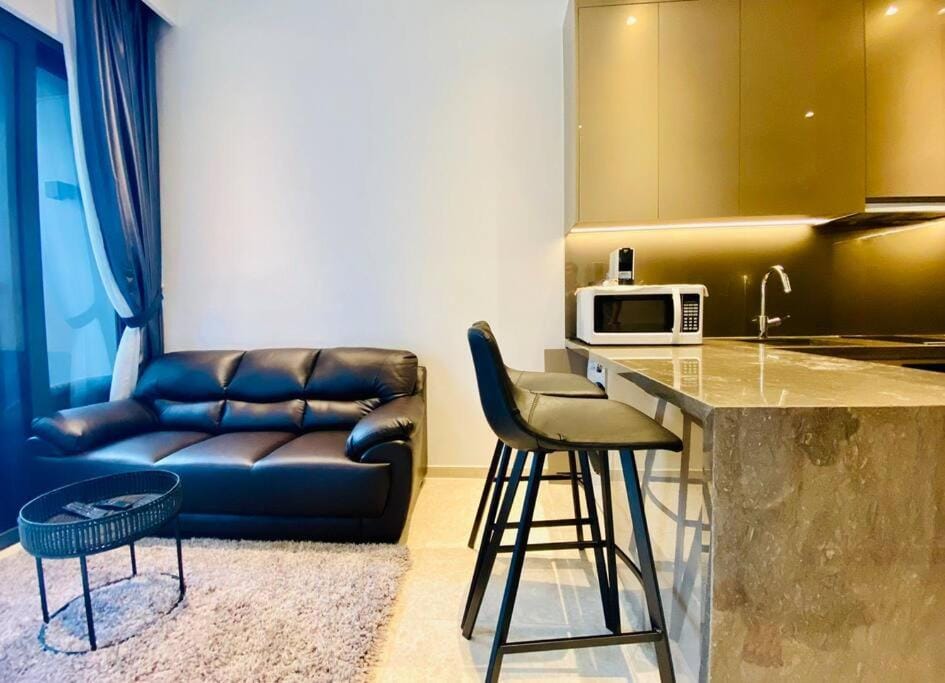 The Rixx Iconic Apartment @ D1/pool/gym/Netflix Apartment in Ho Chi Minh City