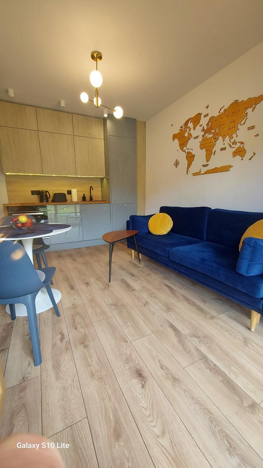 Apartament Izerski Widok - z tarasem, Osada Górska Apartment in Lower Silesian Voivodeship