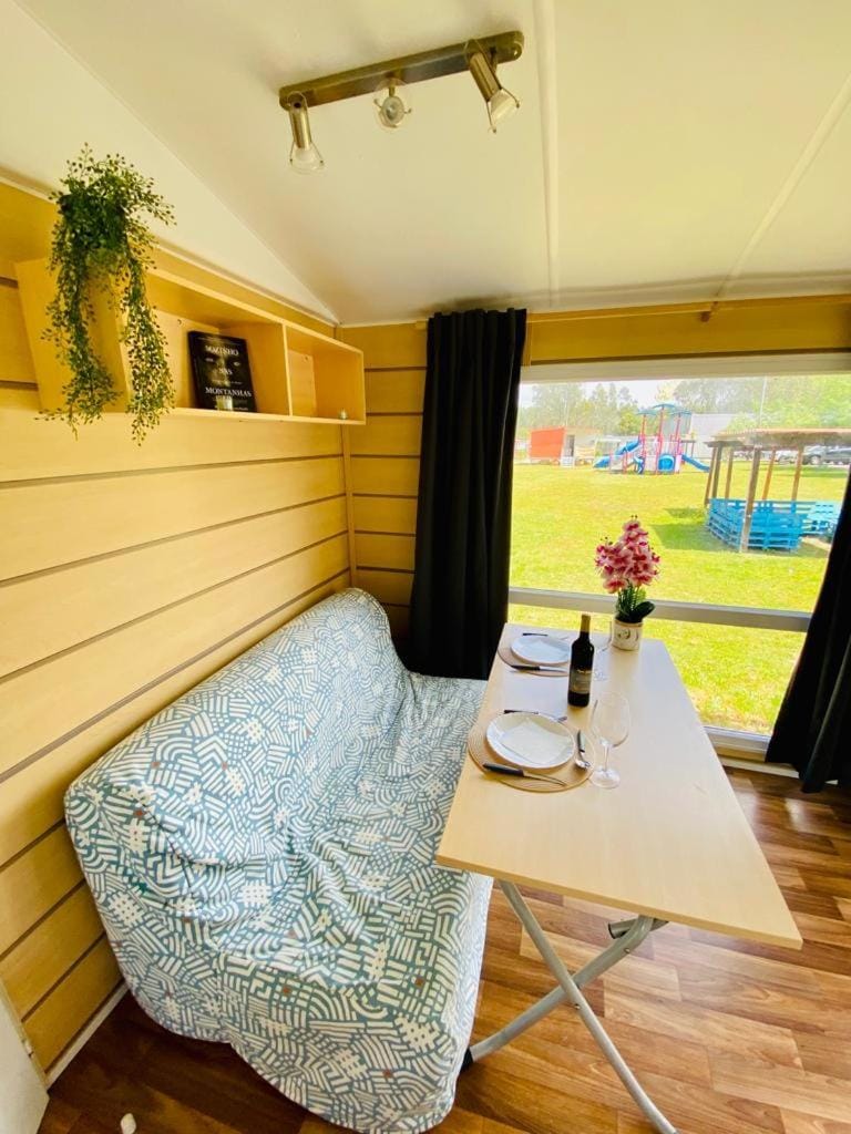 Living room, Dining area, Internal: Not applicable to any particular room