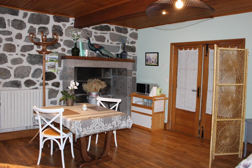 Chambre d’hôtes de Curières Bed and Breakfast in Auvergne-Rhône-Alpes