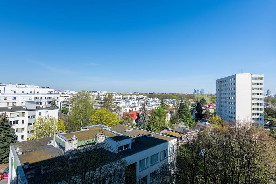Maklakiewicza 17 - 700m od szpitala MSWiA - 4km do Lotniska Chopina - mały balkon - Piękny widok na centrum Warszawy Apartment in Warsaw