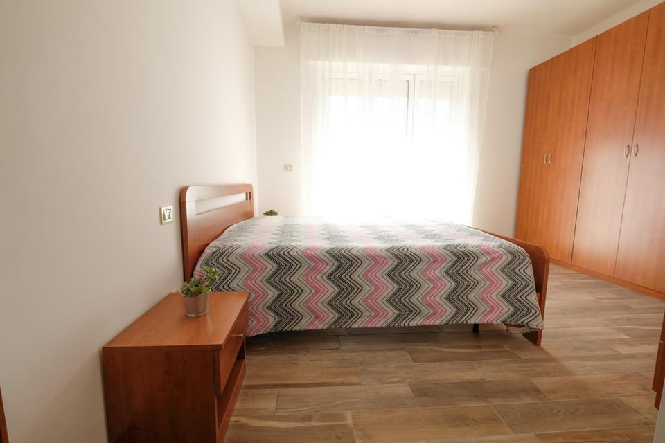 Bed, Bedroom, wardrobe