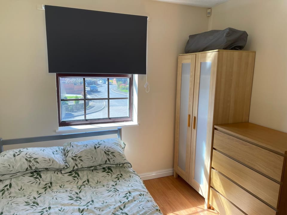 Bed, Bedroom, wardrobe