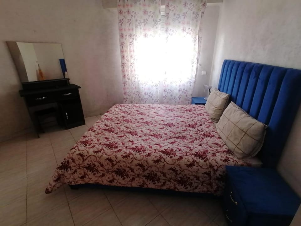 Appartement anbar bourgogne 2 chambres, salon, cuisine, salle de bain, parking Apartment in Casablanca