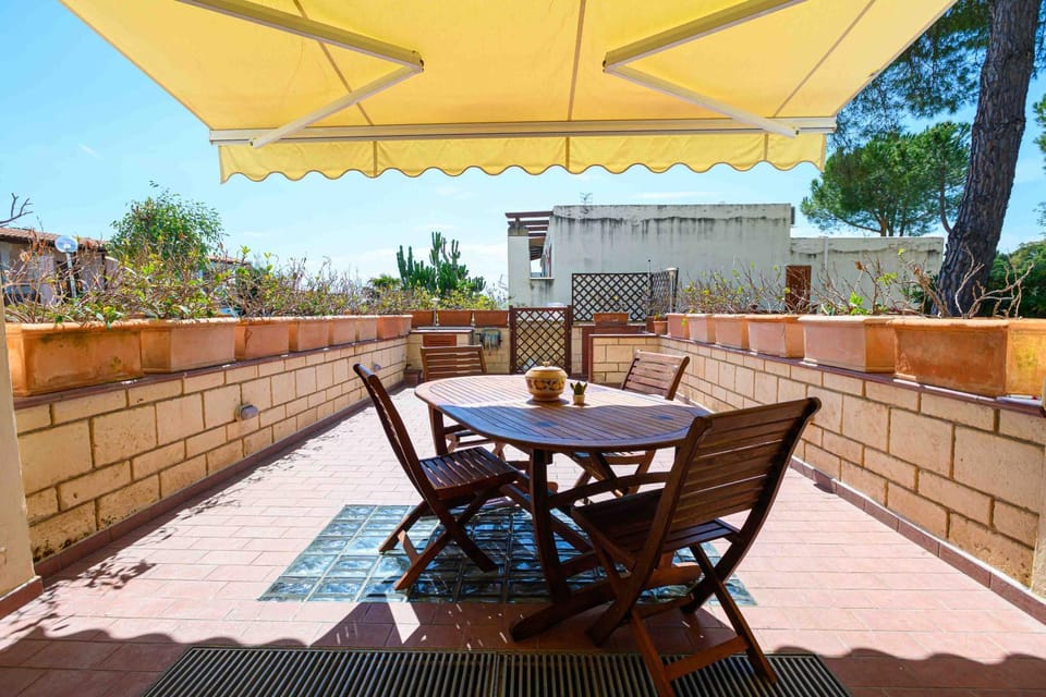 Patio, Balcony/Terrace, Dining area