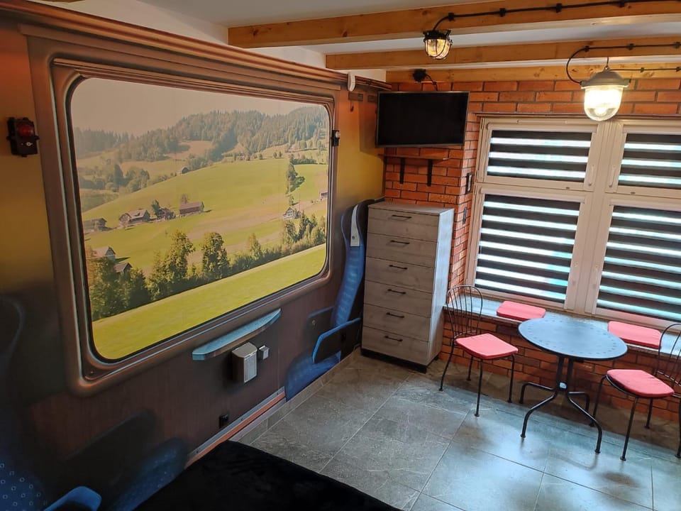 Noclegi pod Wiaduktem Apartment in Lower Silesian Voivodeship
