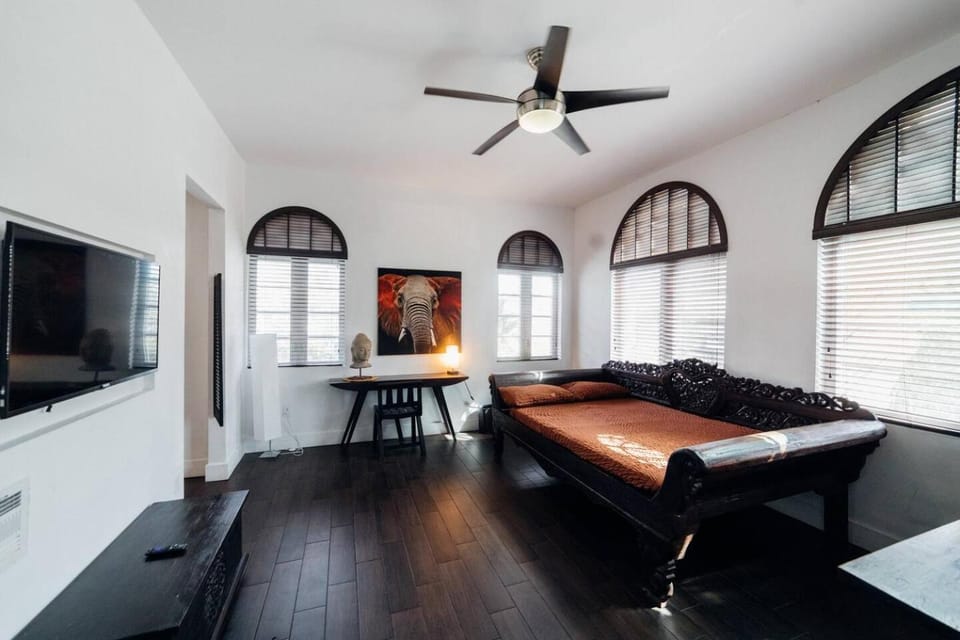 Vive Zen Master Suite for 4 Guests Apartment in Miami