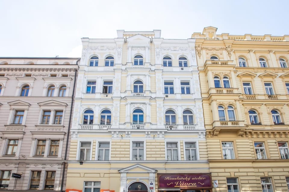 Property building, City view