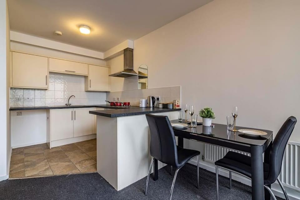 Modern flat in Eastwood Town centre Apartment in England