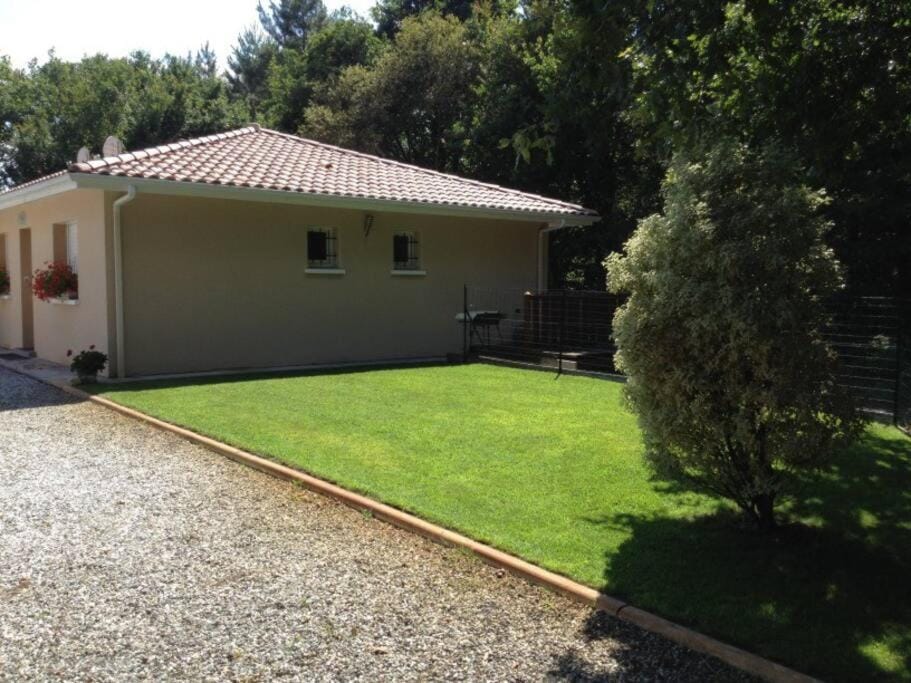 maison entre lacs et ocean House in Mimizan