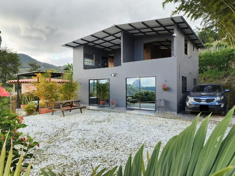 Cabaña el mirador azul House in Antioquia