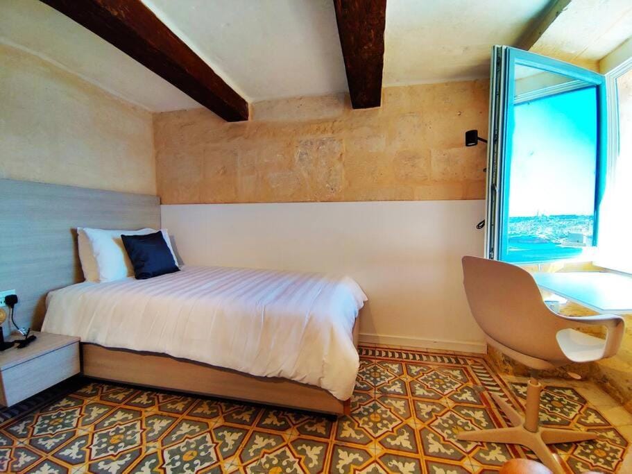 Cove 532 by Savynomad Harbour Residences wow View House in Valletta
