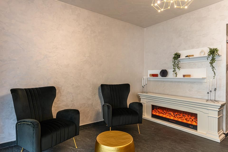 Property building, Communal lounge/ TV room, Seating area
