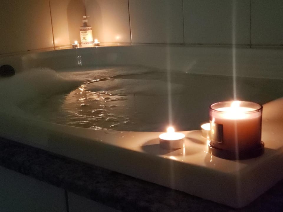 Hot Tub, Bathroom, Bath