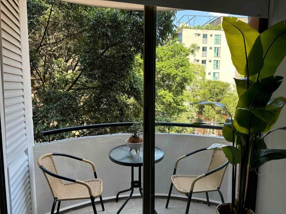 Exclusivo Loft en el poblado-rodeado de naturaleza 501 Apartment in Medellin