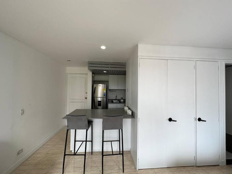 Nature and calm in El Poblado 505 Apartment in Medellin