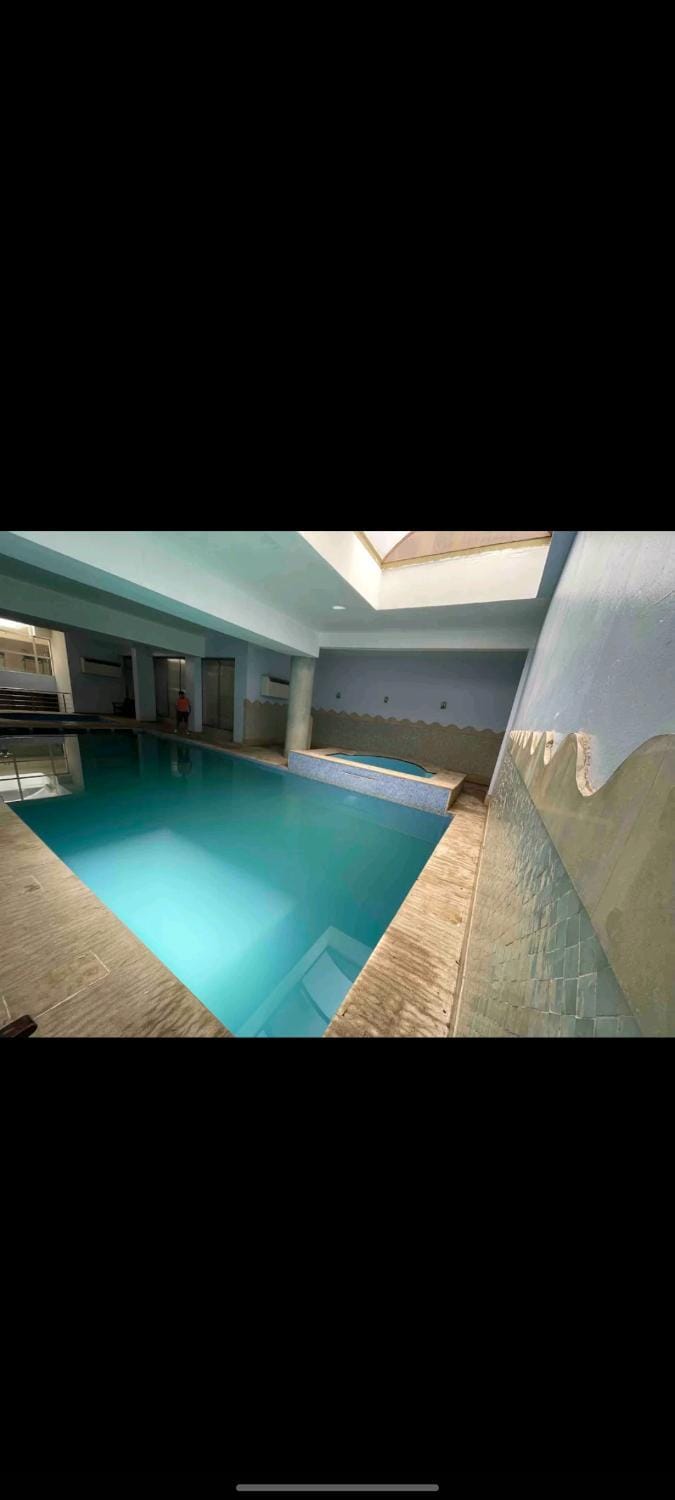 Swimming pool, Swimming pool