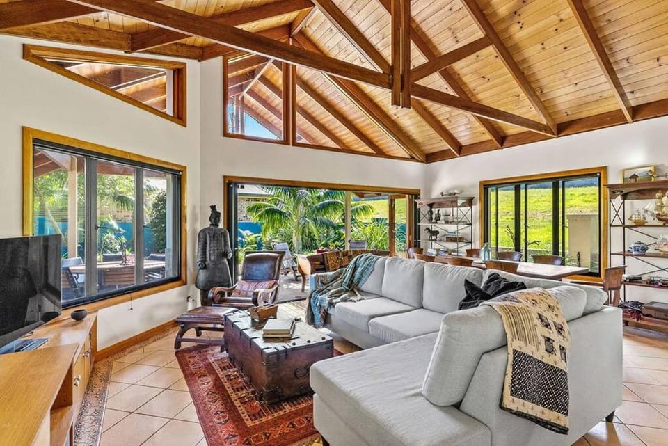 Ocean Breeze Villa House in Lennox Head
