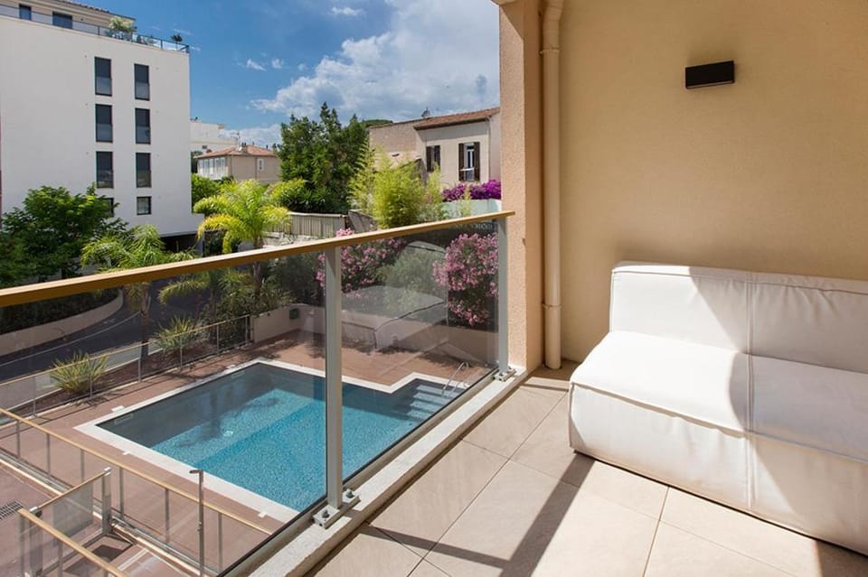 Pool view