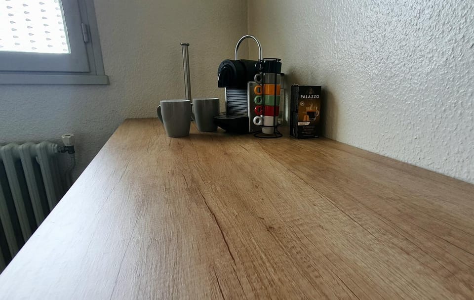 Coffee/tea facilities, kitchen