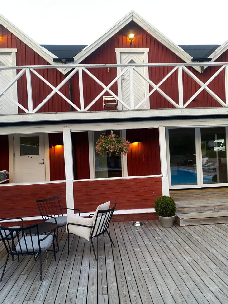 Property building, Balcony/Terrace
