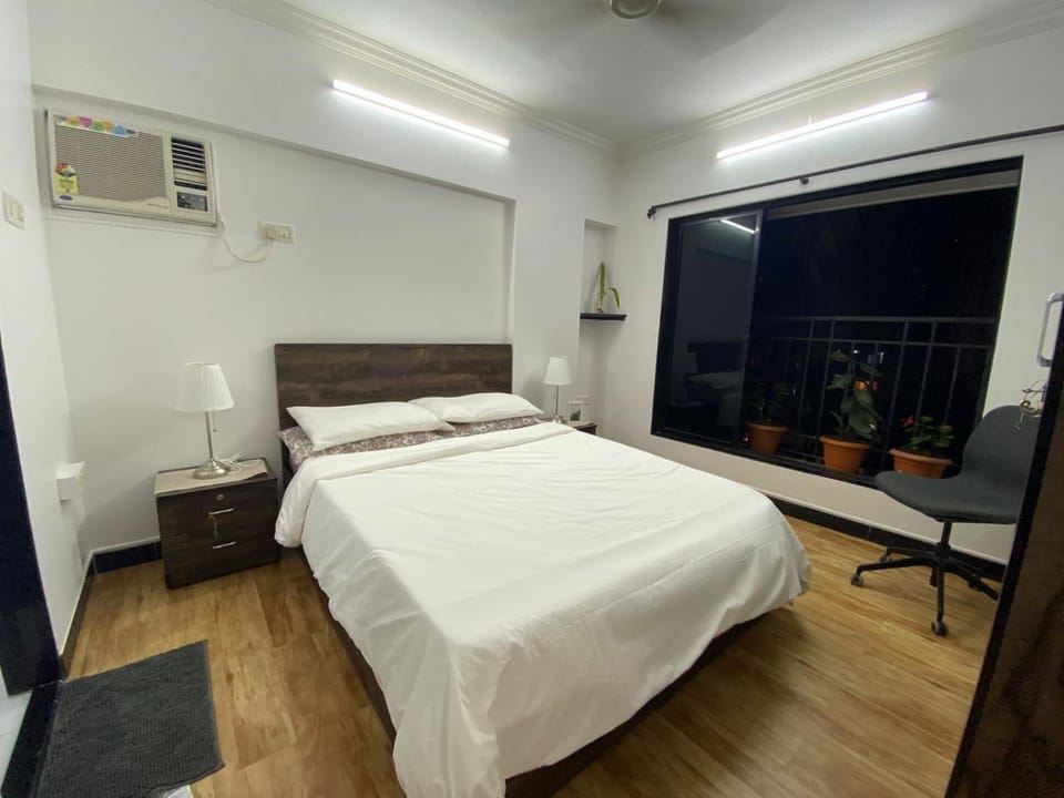 Bed, TV and multimedia, Photo of the whole room, Bedroom, internet, air conditioner