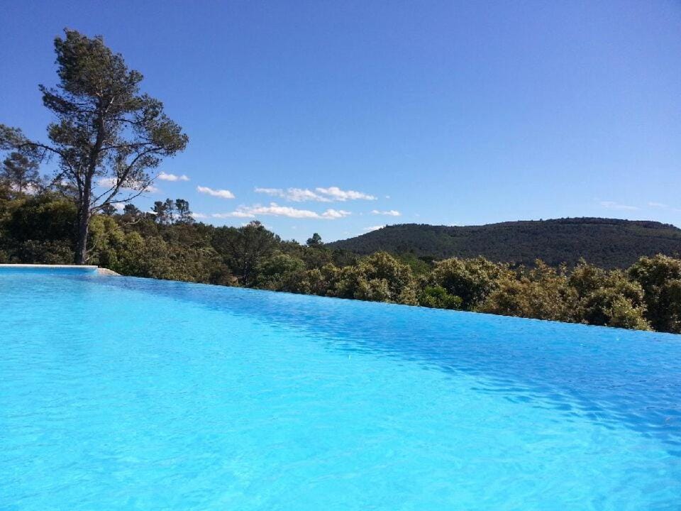 T2 CALME + cadre verdoyant Apartment in Besse-sur-Issole