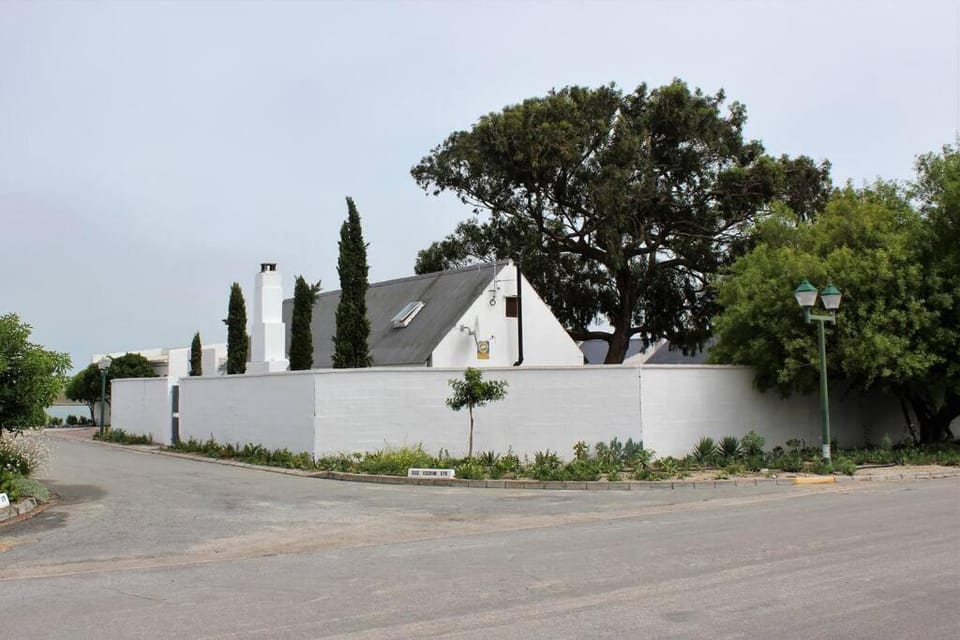 Property building, Neighbourhood, Street view
