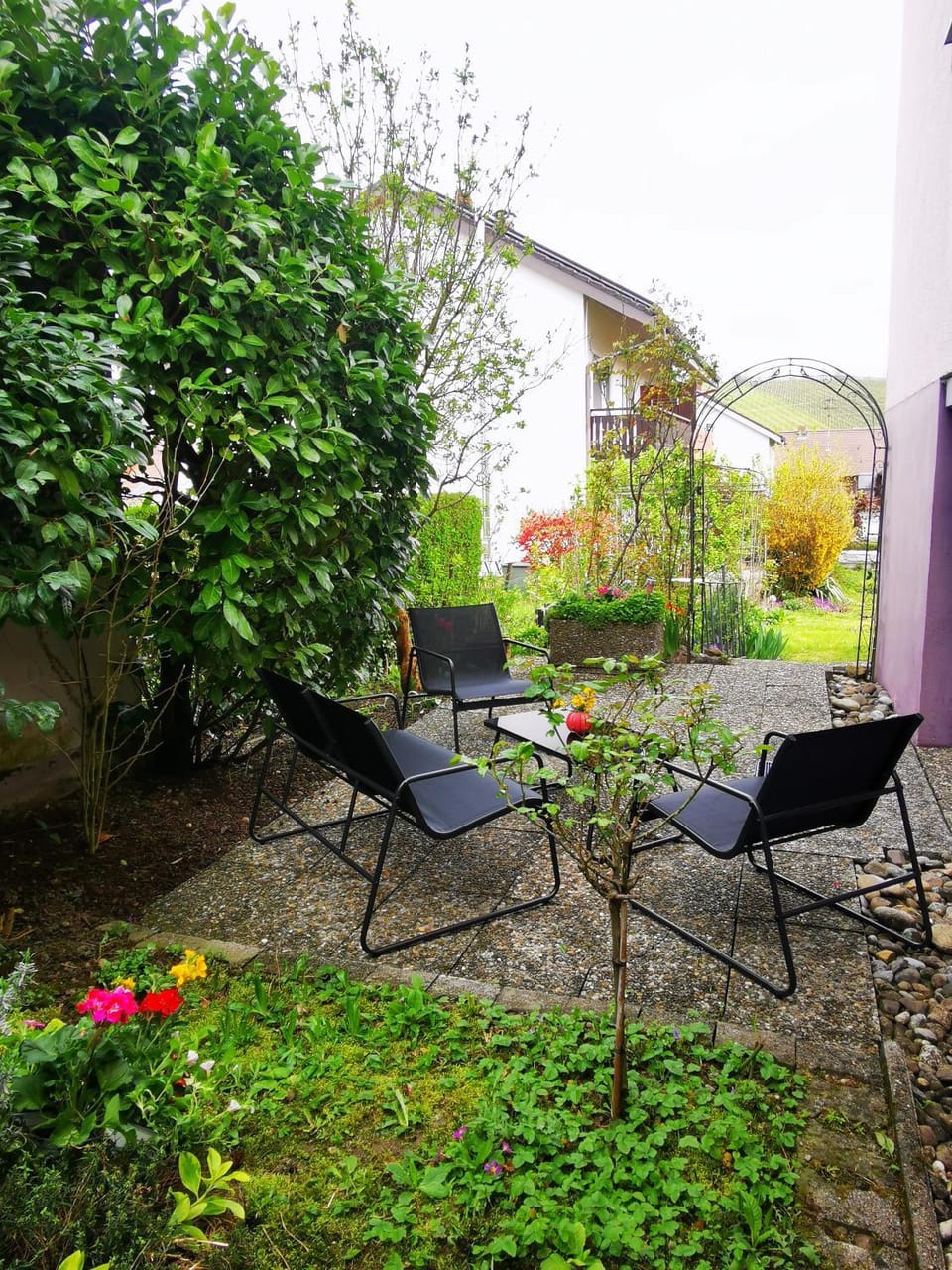 Spring, Garden, Balcony/Terrace, Seating area, Garden view