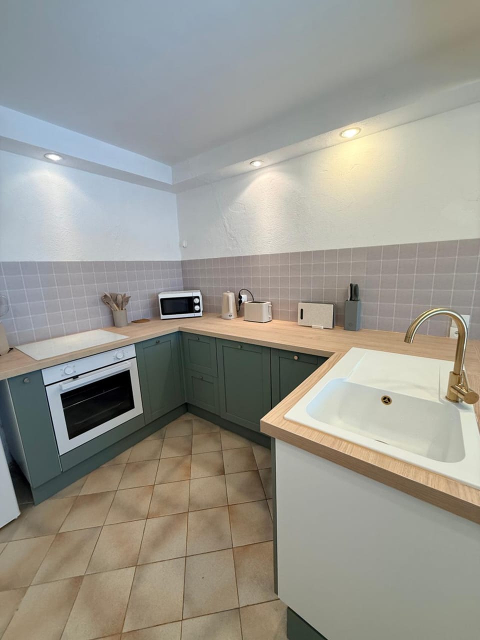 Appart 4-6 personnes avec jardin terrasse Apartment in La Londe-les-Maures